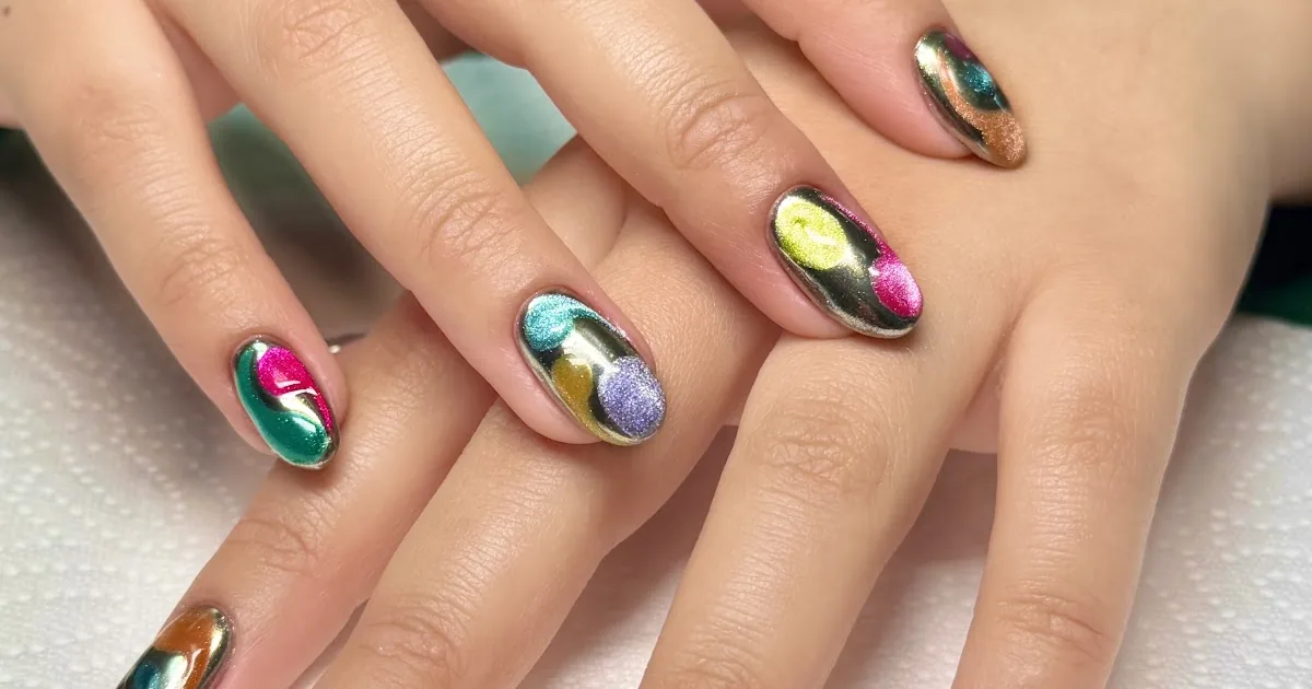 Lady’s Hands