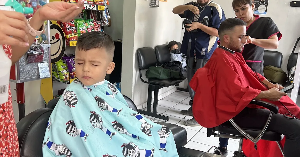 Peluquería y Barbería Ceci´s Salón