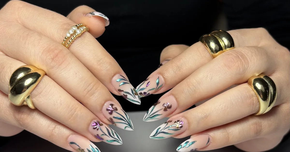 Ely’s Nails Salón & Supply