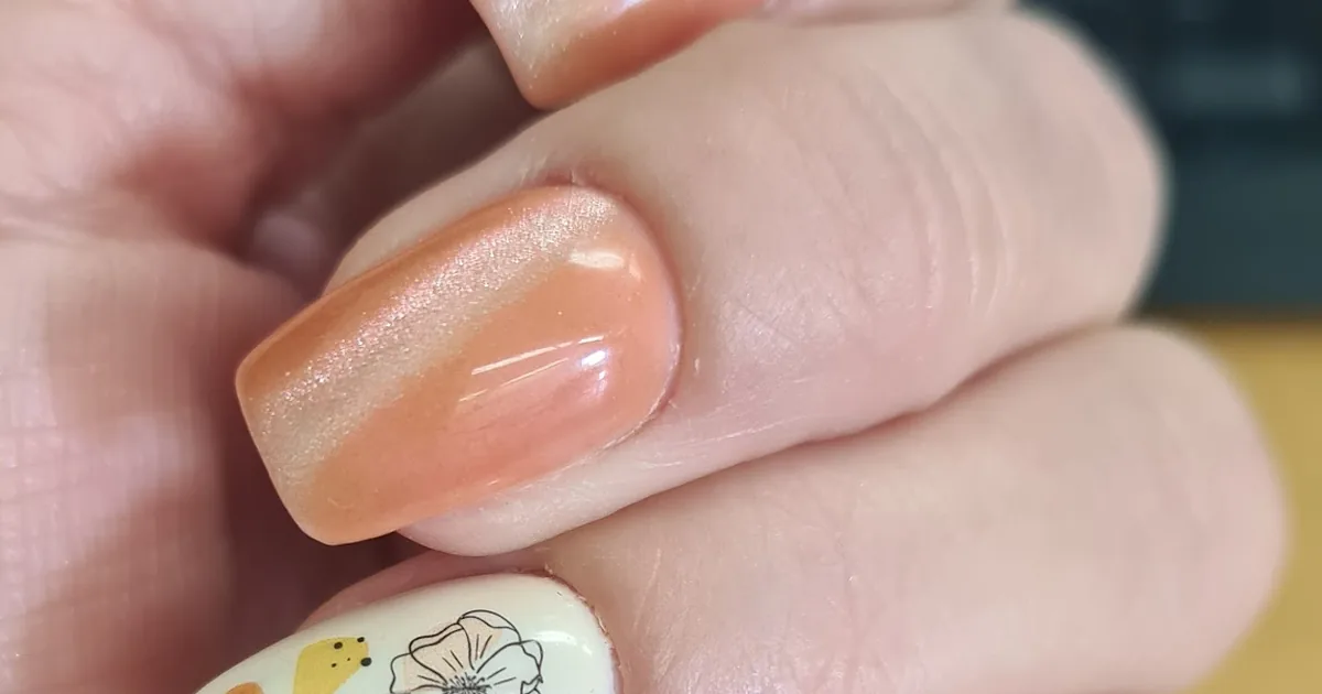 GLOWSY SALON SPA