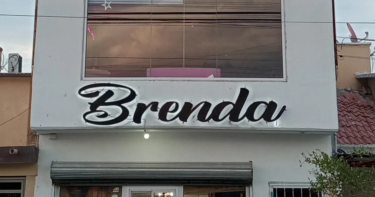 ESTETICA DE BRENDA