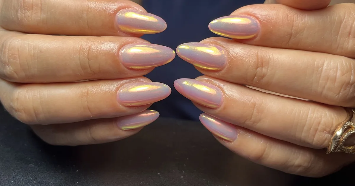 BERE NAILS CABINA DE BELLEZA