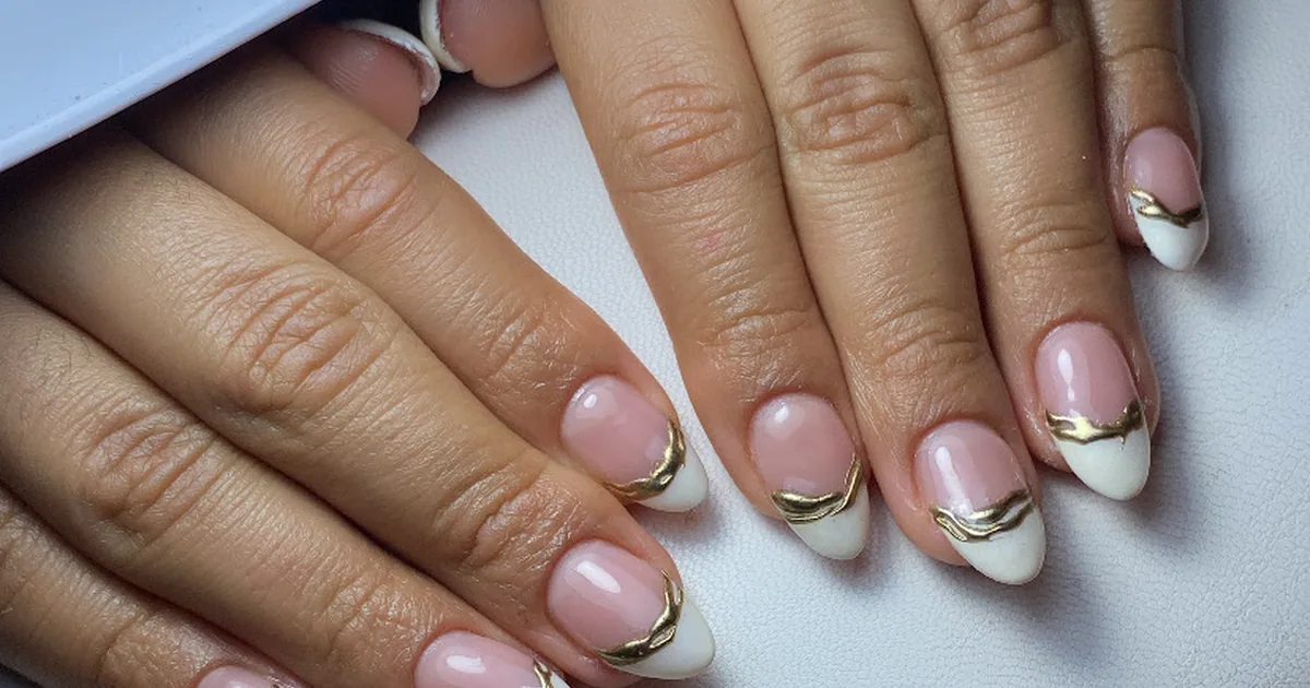 TRENDIE NAILS