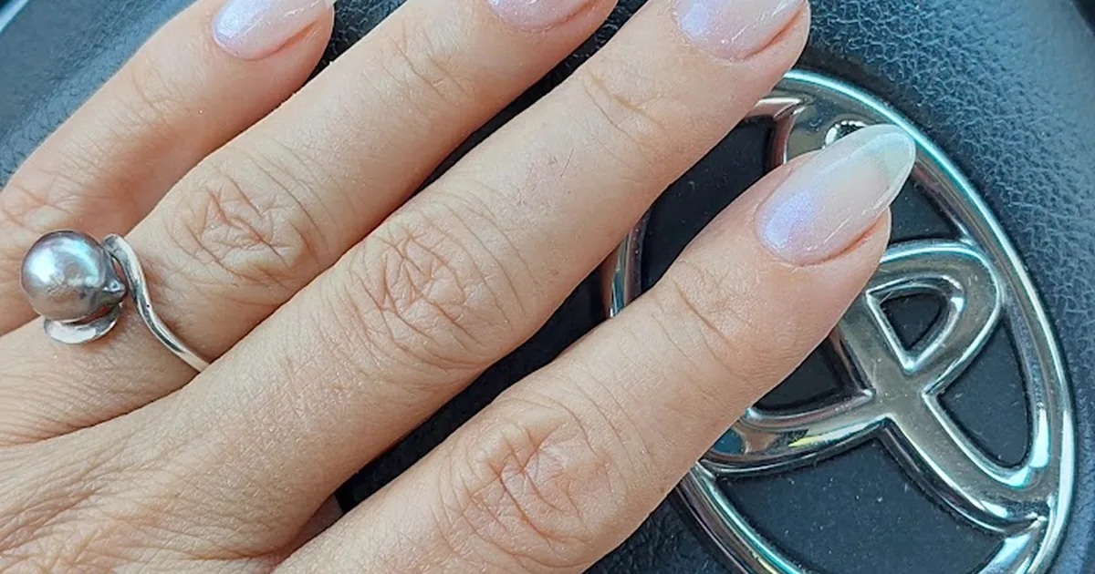 DULCE SOLIS ESPECIALISTA EN UÑAS