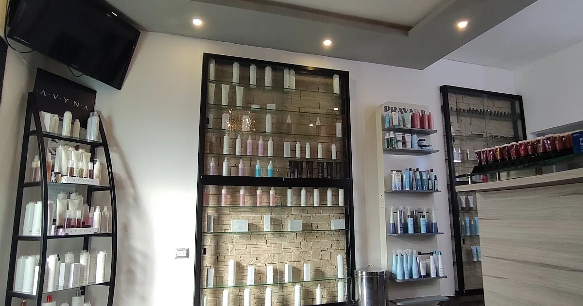 Eliud Carrizales Art Make Up & Hair Care