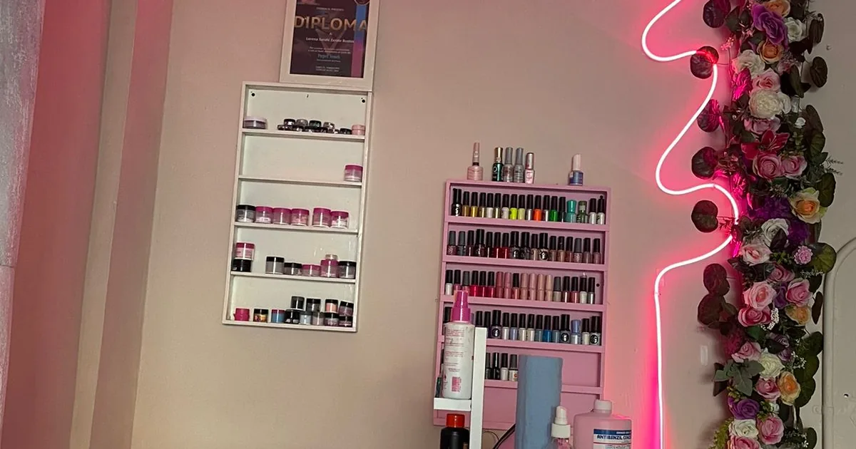Zarate’s estudio barbershop and nails