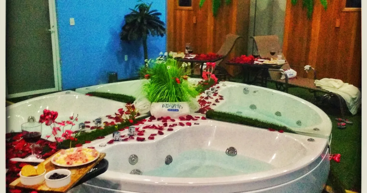 ADONIS CLINICA & SPA