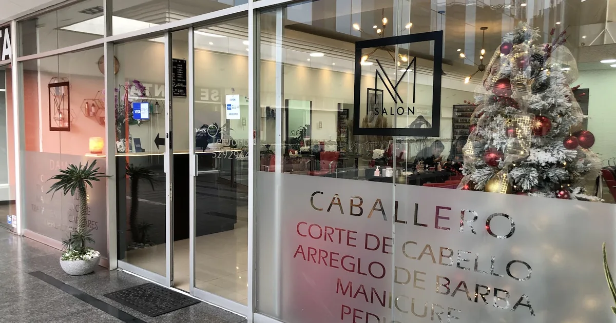 SALON M