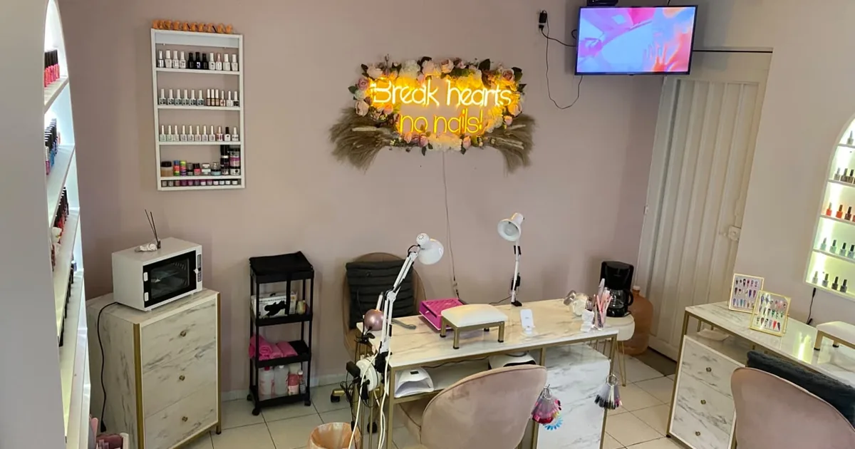 Sama Nails Estudio Privado