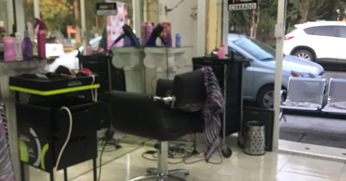 GABY SALON’S