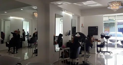 MOMA SALON LOUNGE, negocios en Celaya, Guanajuato