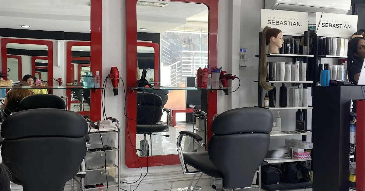 Vanite Salon
