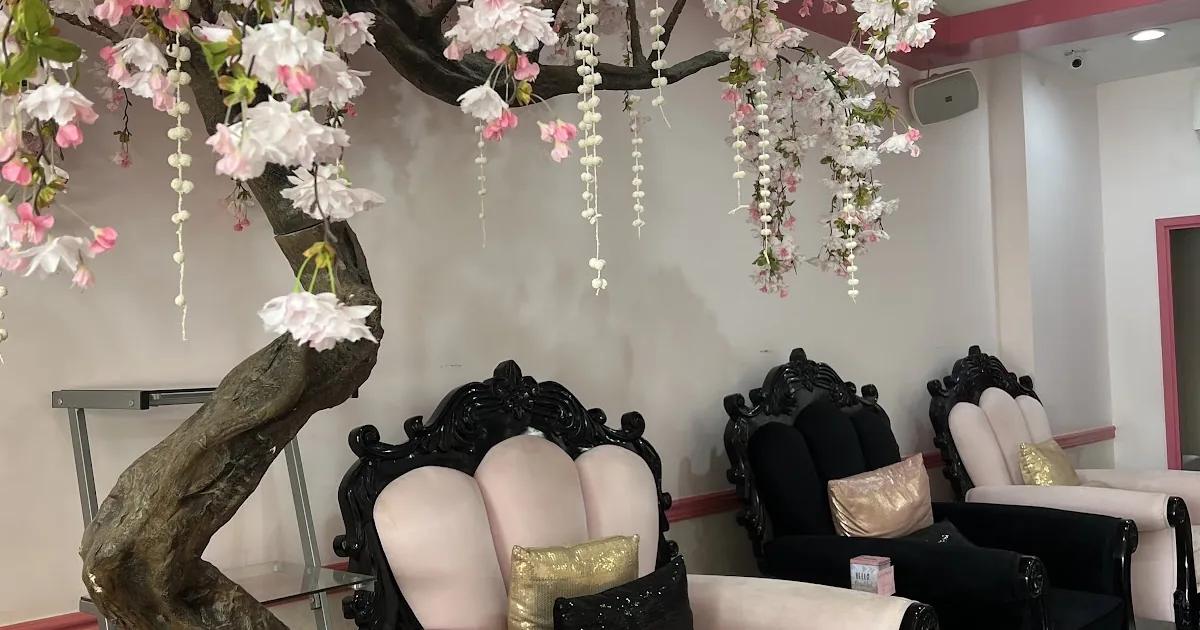 ‘Classy’ Nail Bar