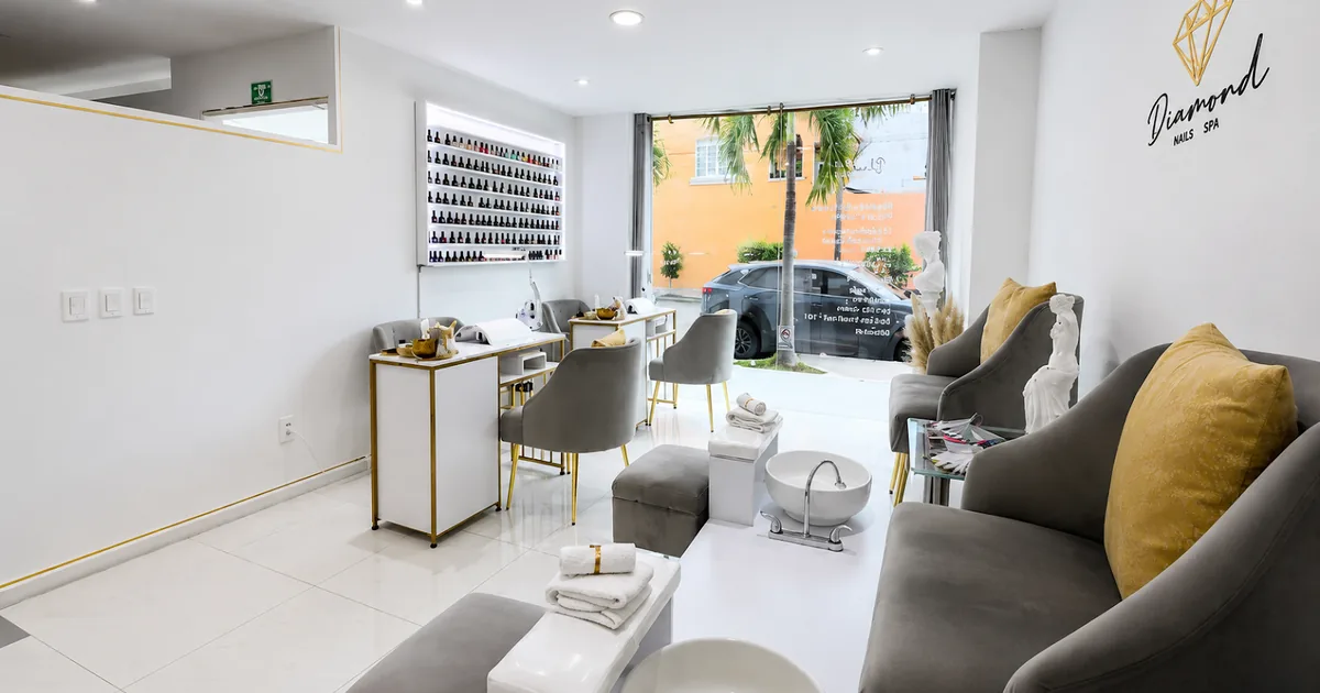 Diamond Nails Spa