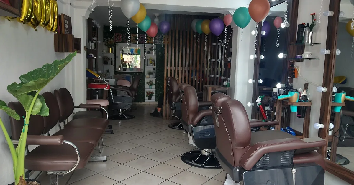 «Blessed» Salón de Belleza y Barberia Profesional