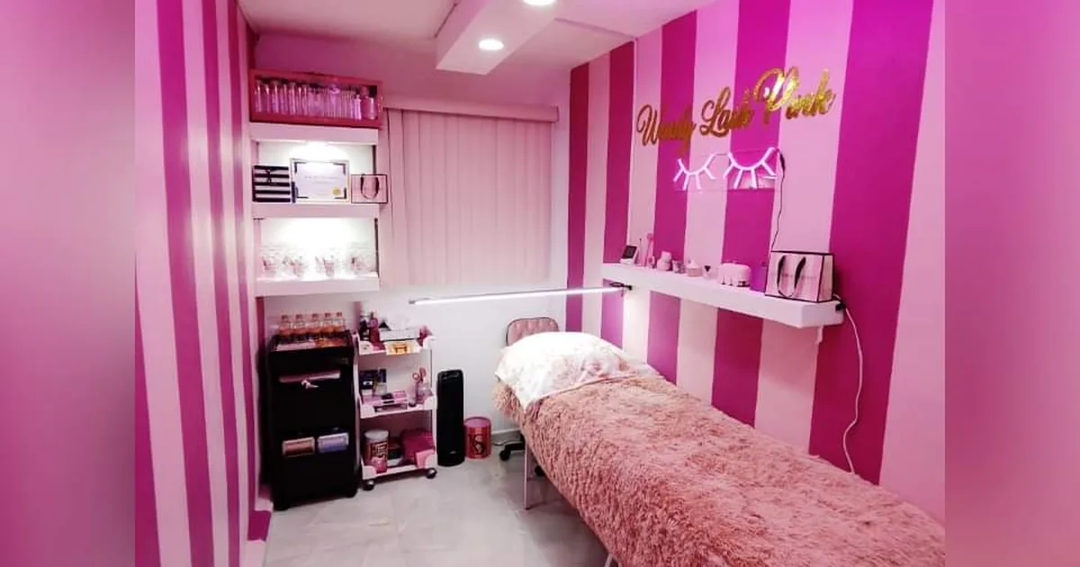 Pestañas y cejas/Venus Spa en Neza