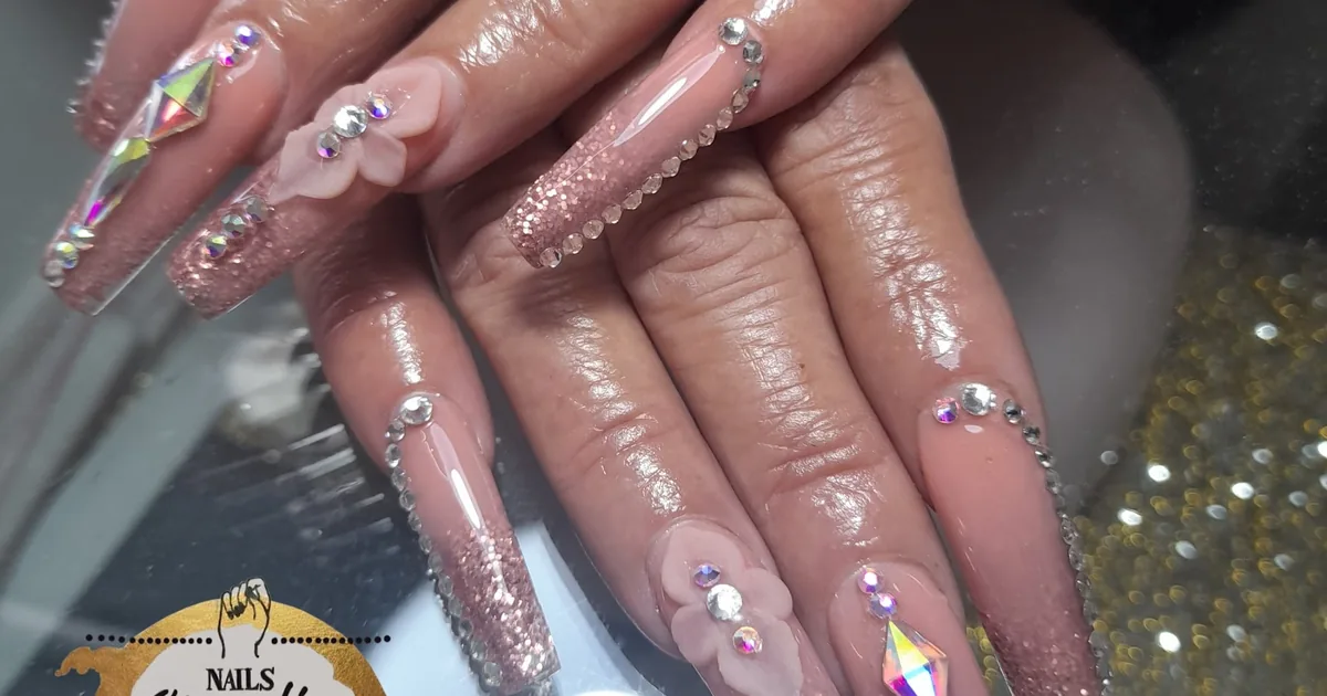 NAILS STUDIO N