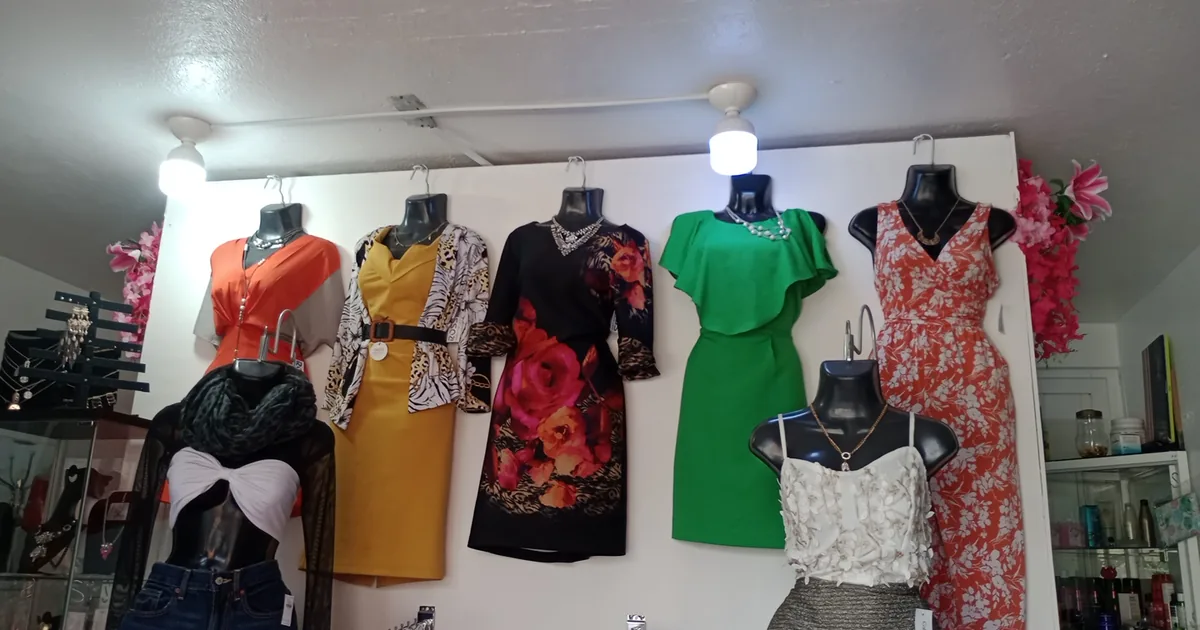Salón De Belleza y Boutique para dama «Paloma»