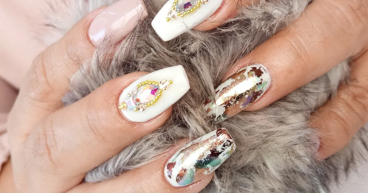 Marylin Monroe Nails Salon