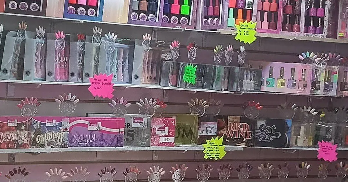 Nails Cristal