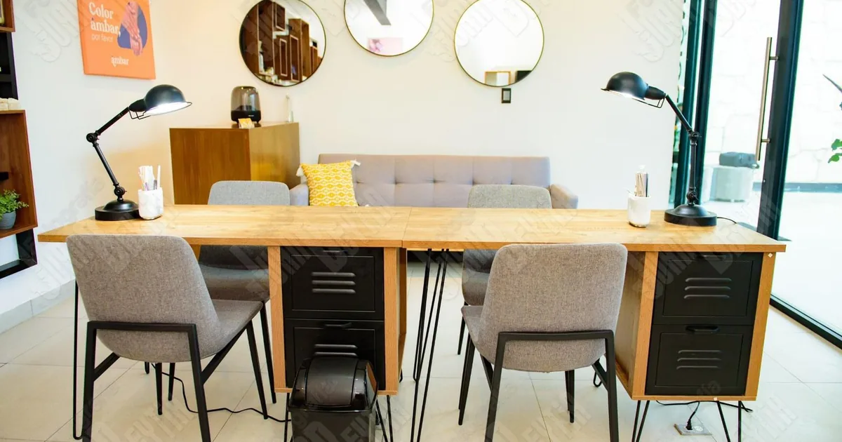 Ambar Nail Salón (Salón de Uñas)