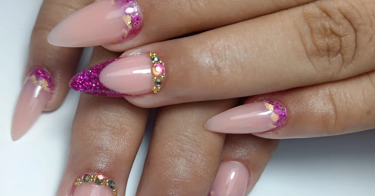 Queen Nails