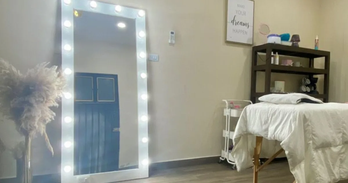 Young and Beautiful Spa Belleza