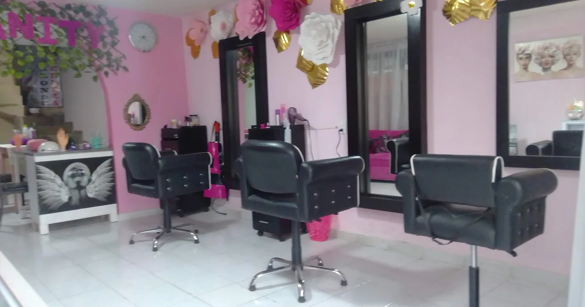 BM VANITY SALON