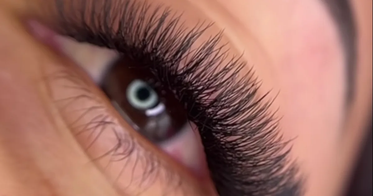 LASHES ARISBETH PT