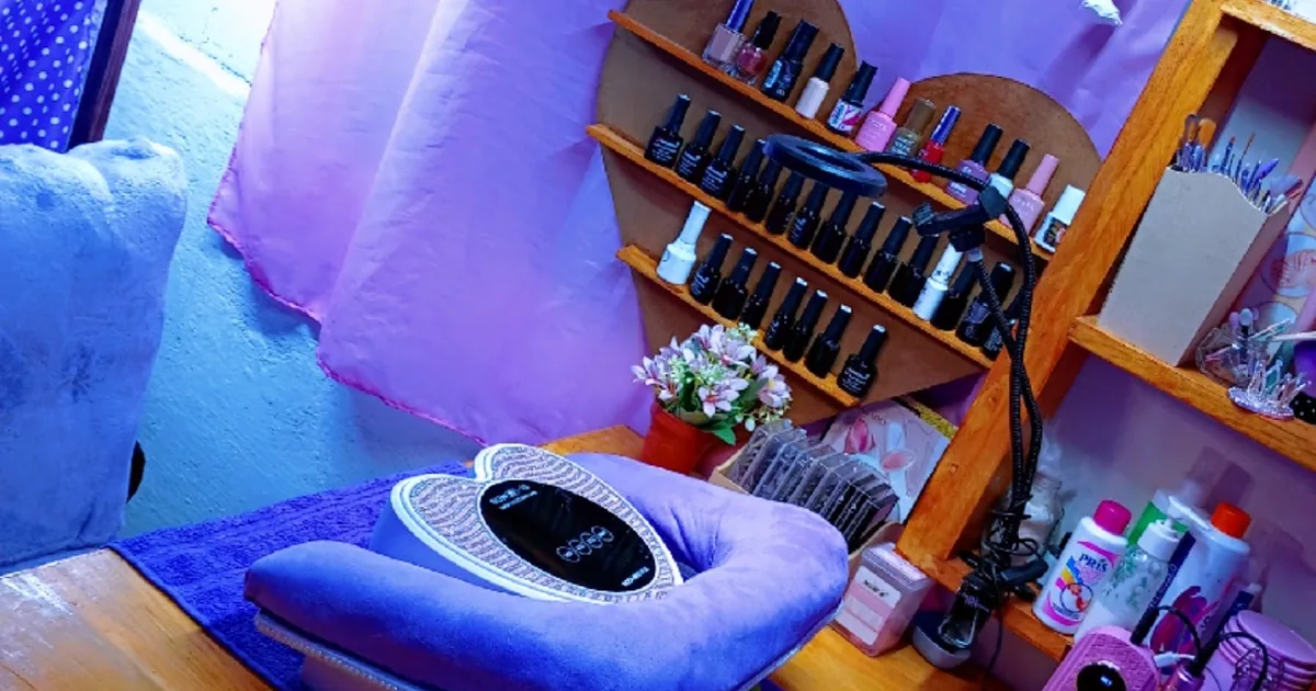 Home Studio NAILS & LASHES
