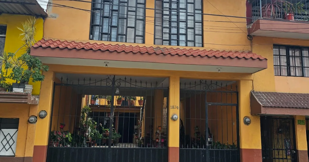 Magenta Salón