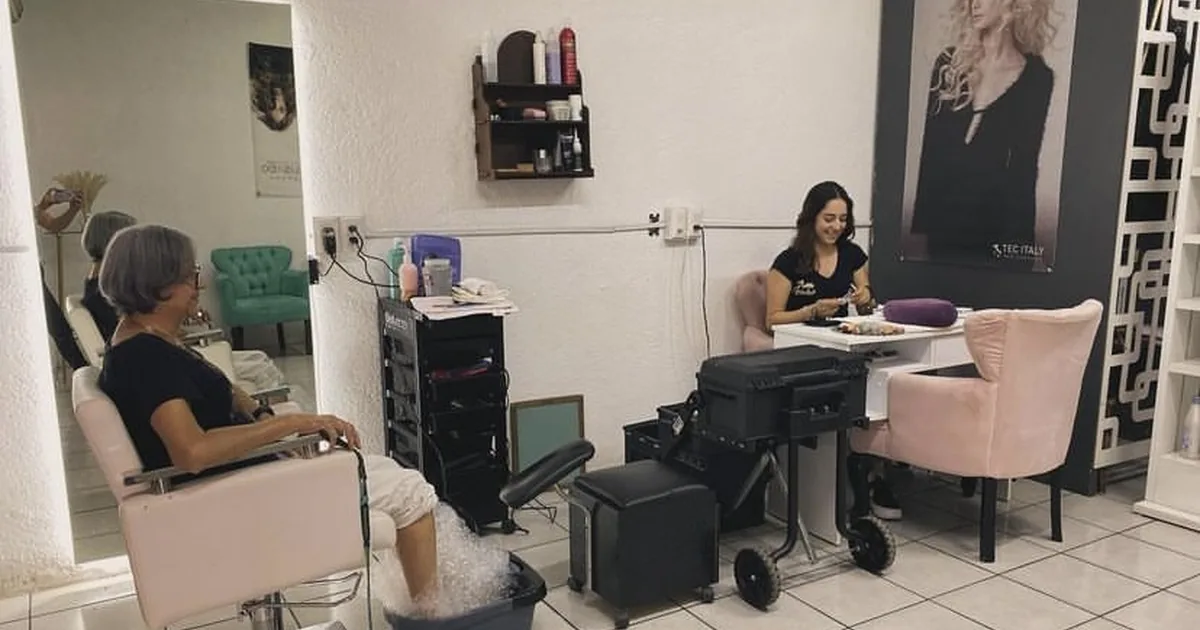 B y B Salón de Belleza