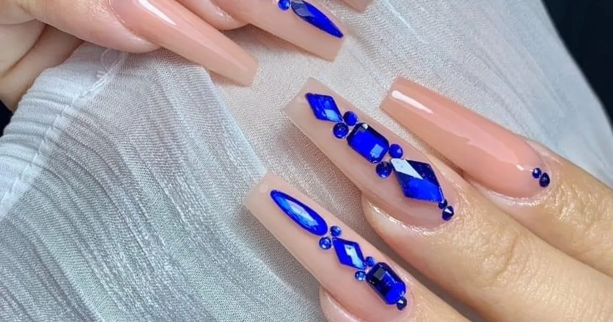 Paris Nails