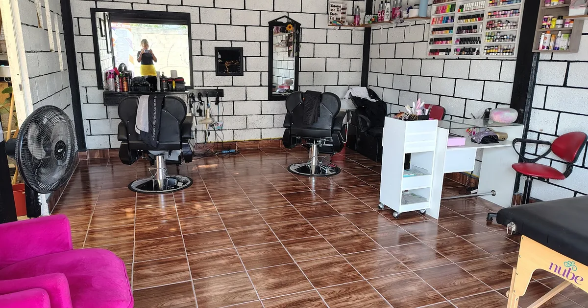 Barber shop «Los Garcías»