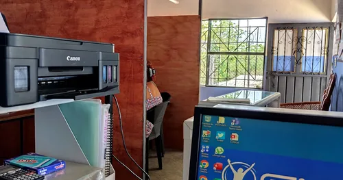 CLINICA DE BELLEZA Y CAPACITACION GENESIS, negocios en Tehuantepec, Oaxaca