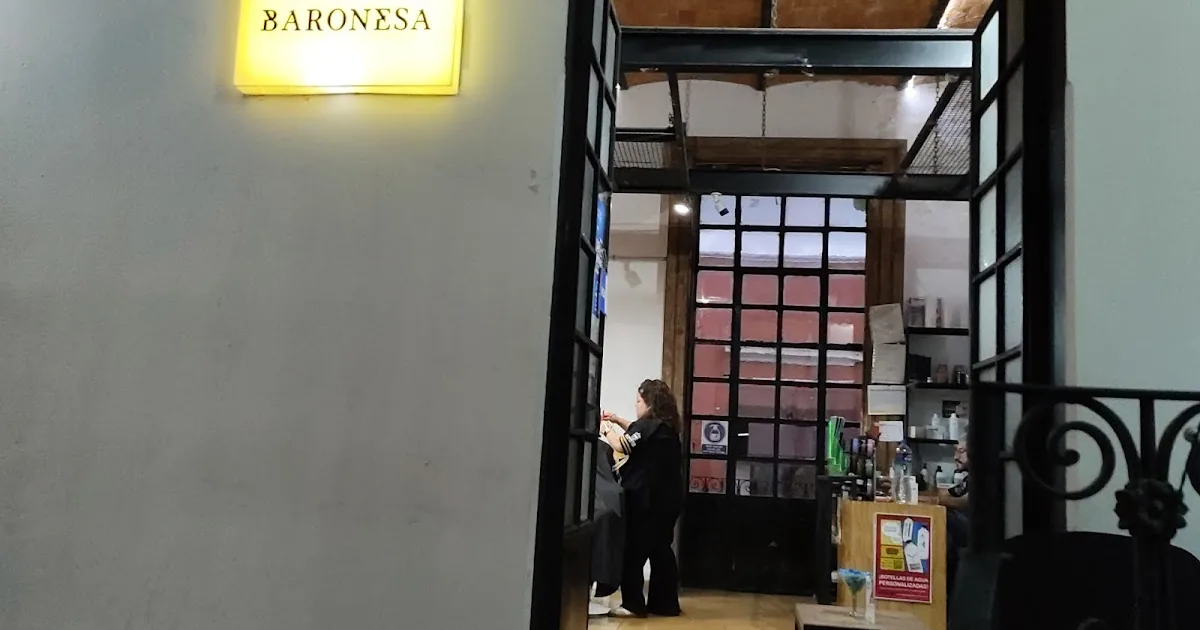 BARONESA Studio Centro | Salón de belleza y Barbería