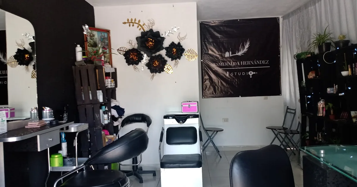 ESMERALDA HERNÁNDEZ ESTUDIO