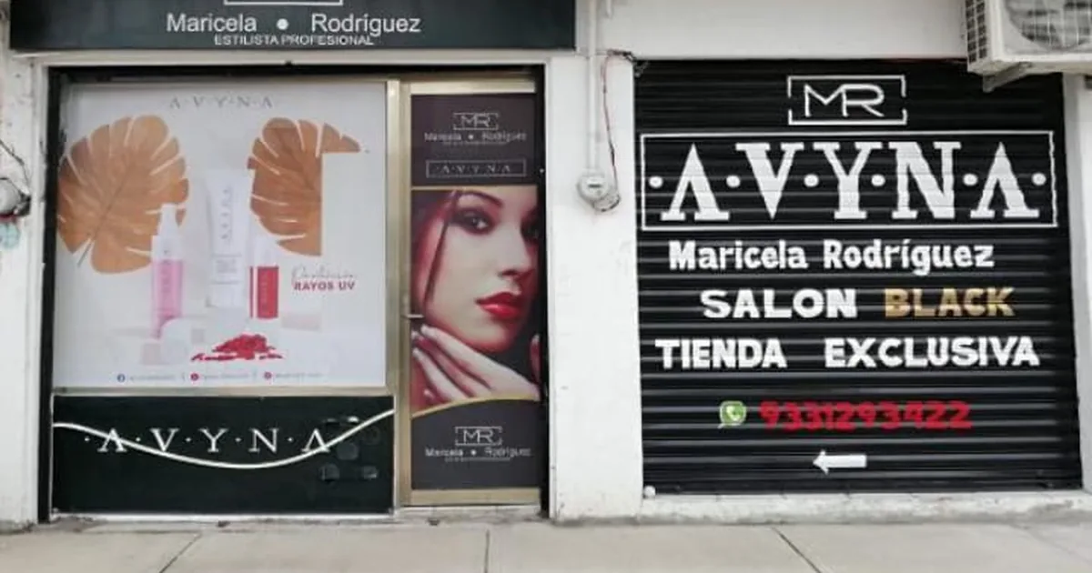 Salon Avyna Black