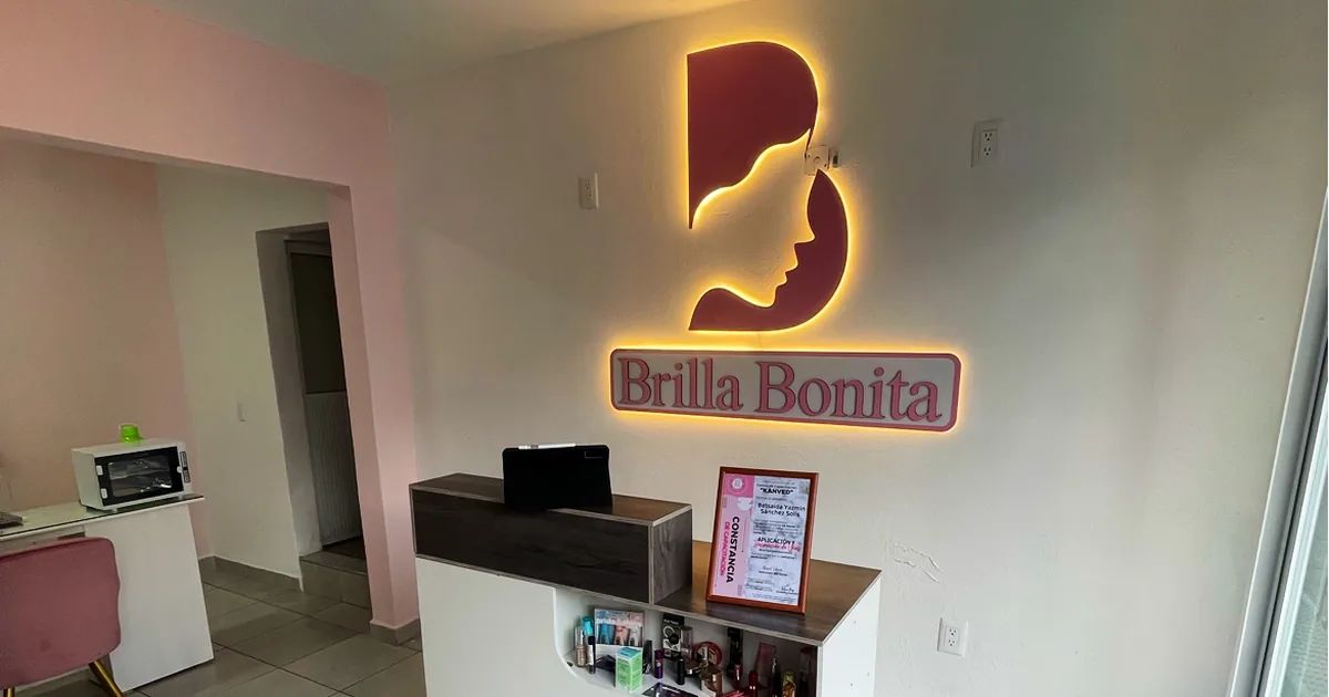 Brilla Bonita Studio Nails