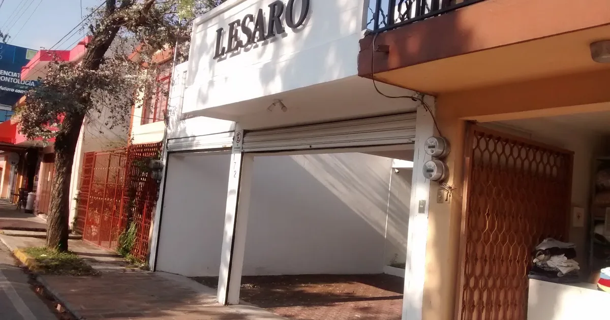 Lesaro Salón