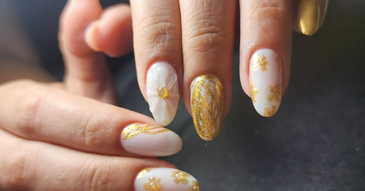 D.nails