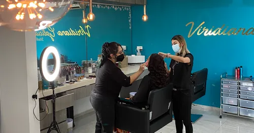 Viridiana Galicia Beauty Studio. (Professional Hair & Makeup), negocios en Mérida, Yucatán